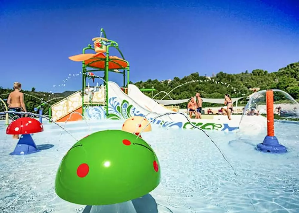 Campingplatz Les Plans4 Sterne★★★★