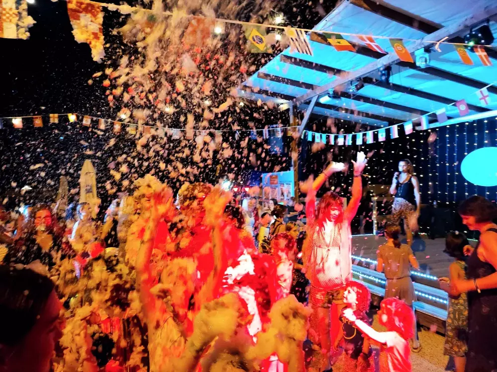 Camping Paradis Domaine de Gaujac4 Sterne★★★★