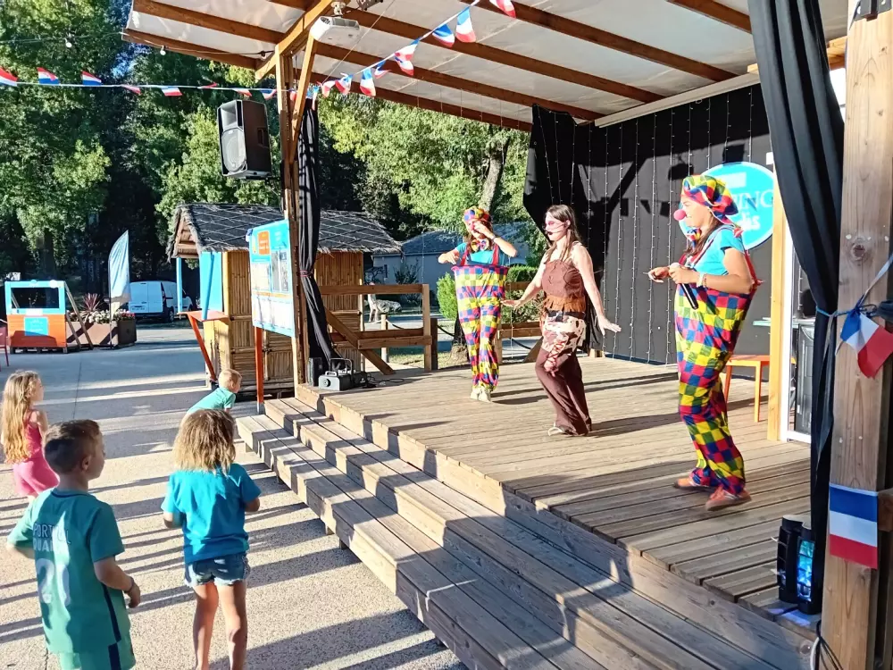 Camping Paradis Domaine de Gaujac4 Sterne★★★★