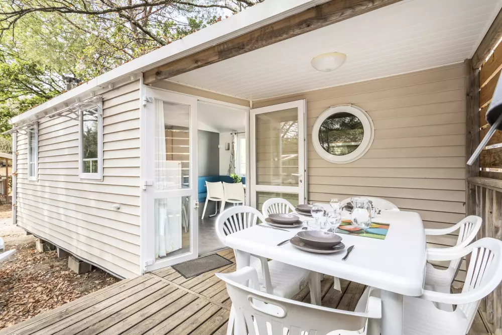 Camping Paradis Domaine de Gaujac4 Sterne★★★★