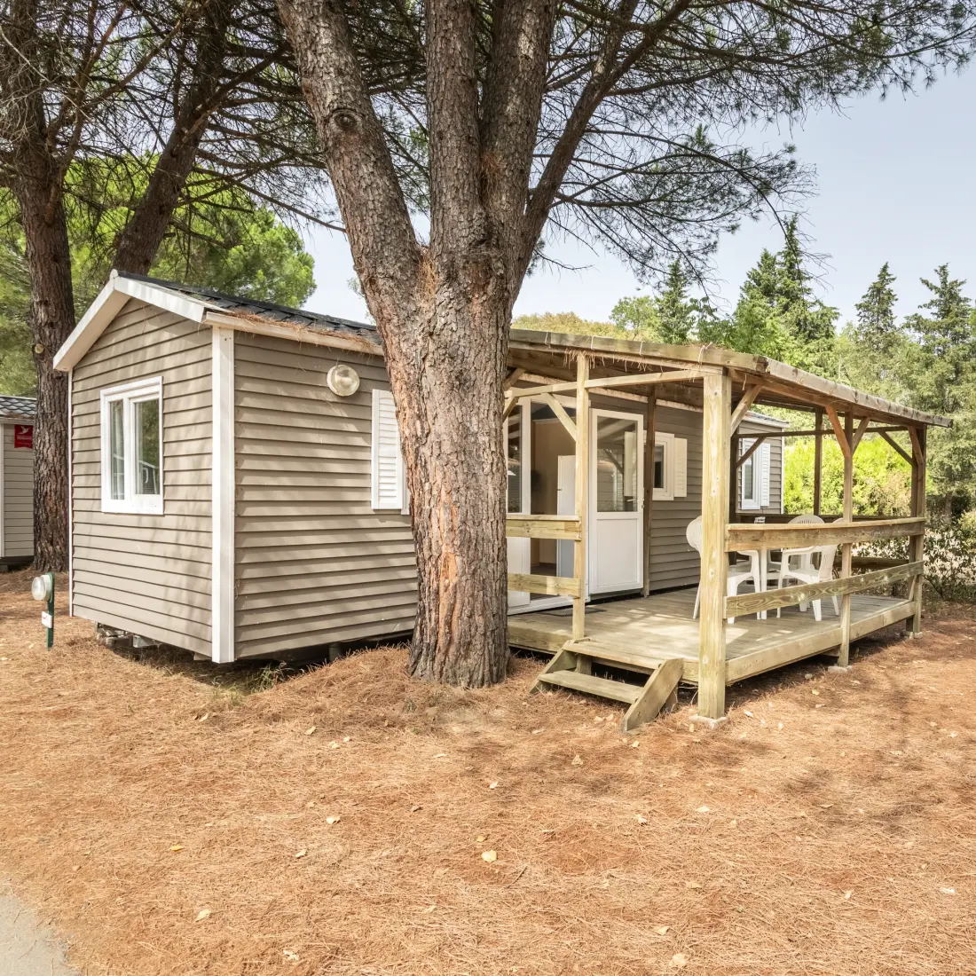 Camping Paradis Domaine de Gaujac4 Sterne★★★★