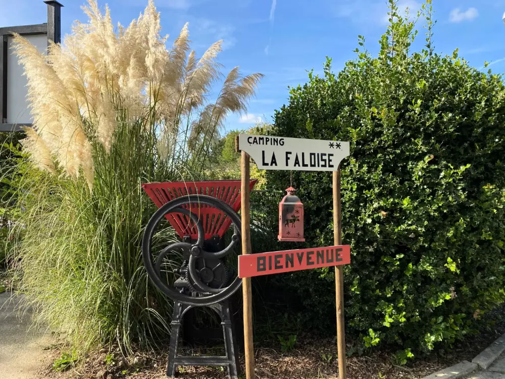 CAMPING FALOISE 2 Stars★★