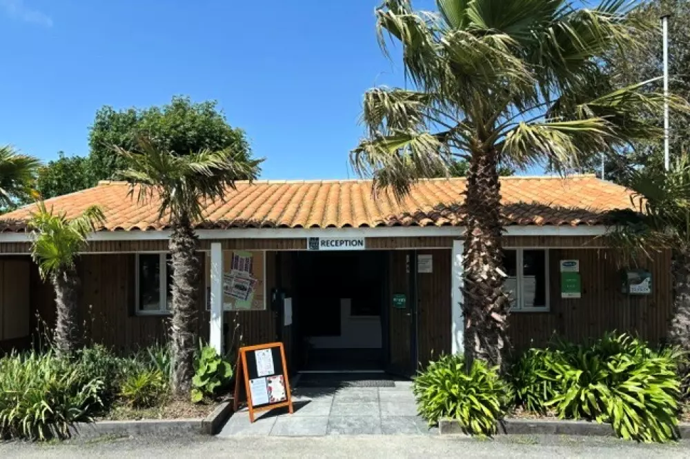 Camping à la Corniche3 Sterne★★★