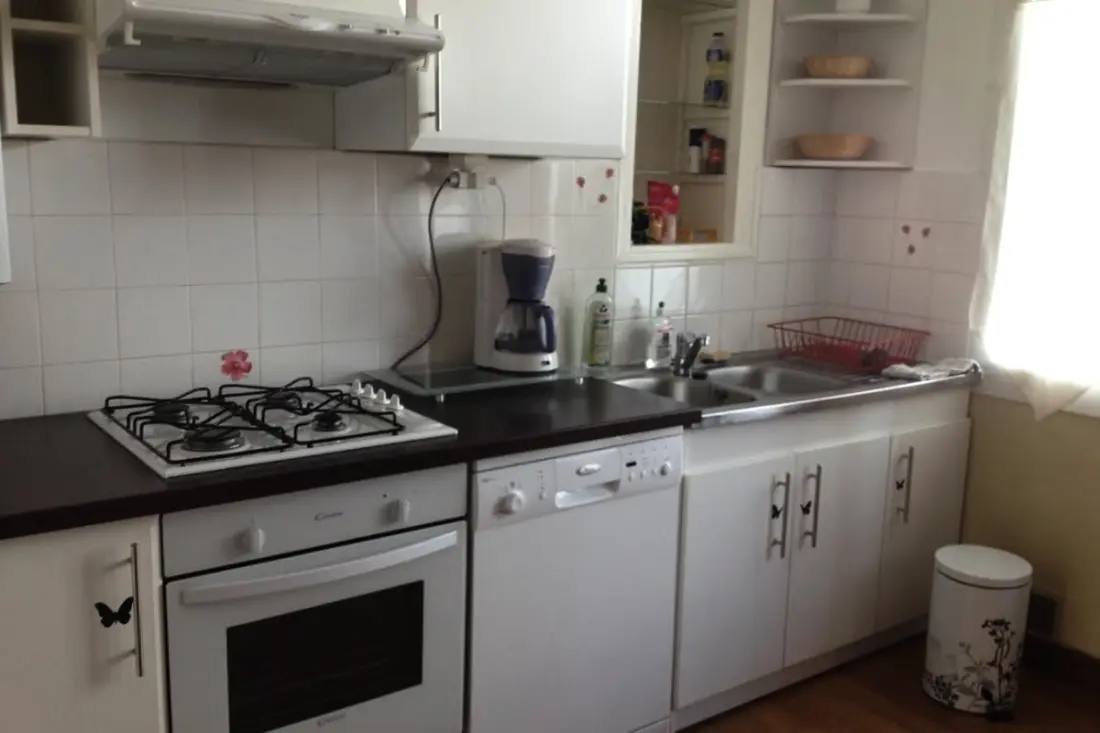 Hangulatos apartman erkéllyel és gyönyörű kilátással a hegyekre