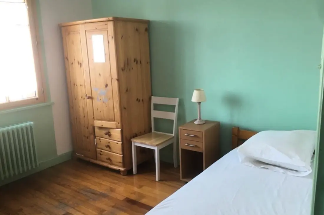 Hangulatos apartman erkéllyel és gyönyörű kilátással a hegyekre