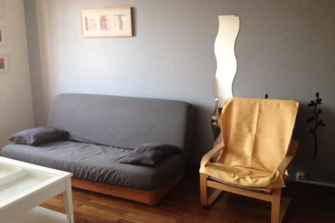 Hangulatos apartman erkéllyel és gyönyörű kilátással a hegyekre