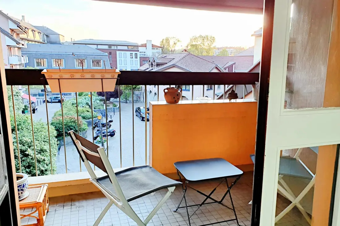 T4 Hypercentre + Balcony