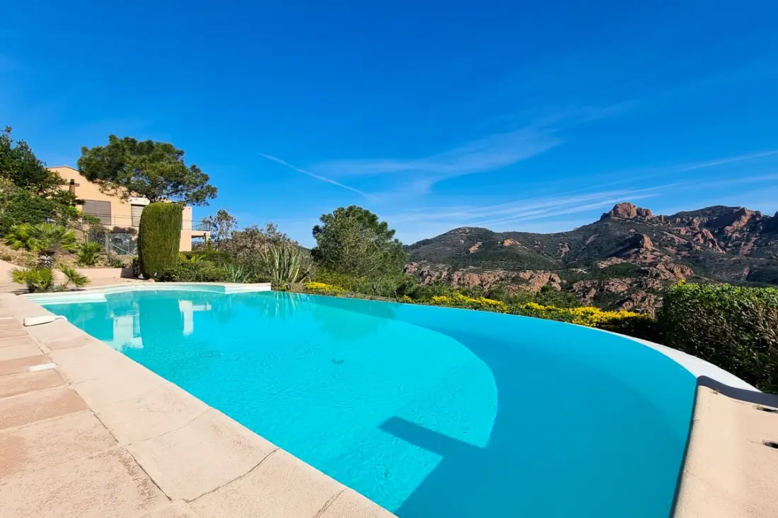 Villa 14pers-piscine Private-view tenger
