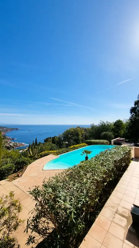 Villa 14pers-piscine Private-view tenger