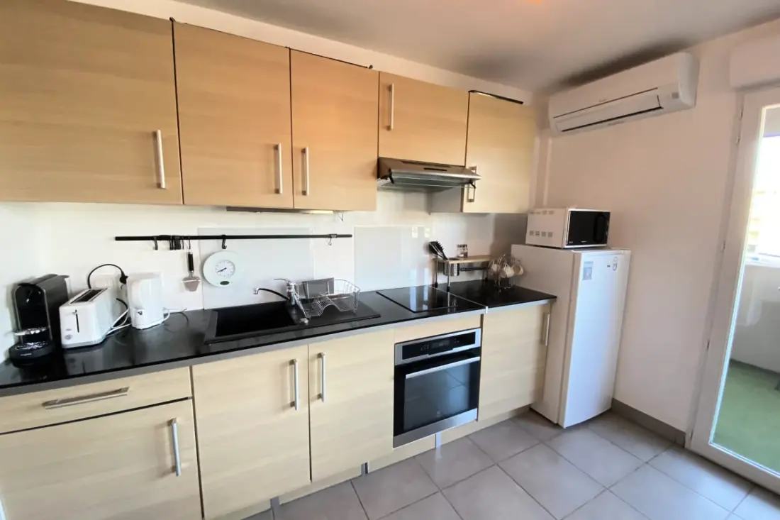 06ch: Mooie T3 met terras - 300m Exflora Park