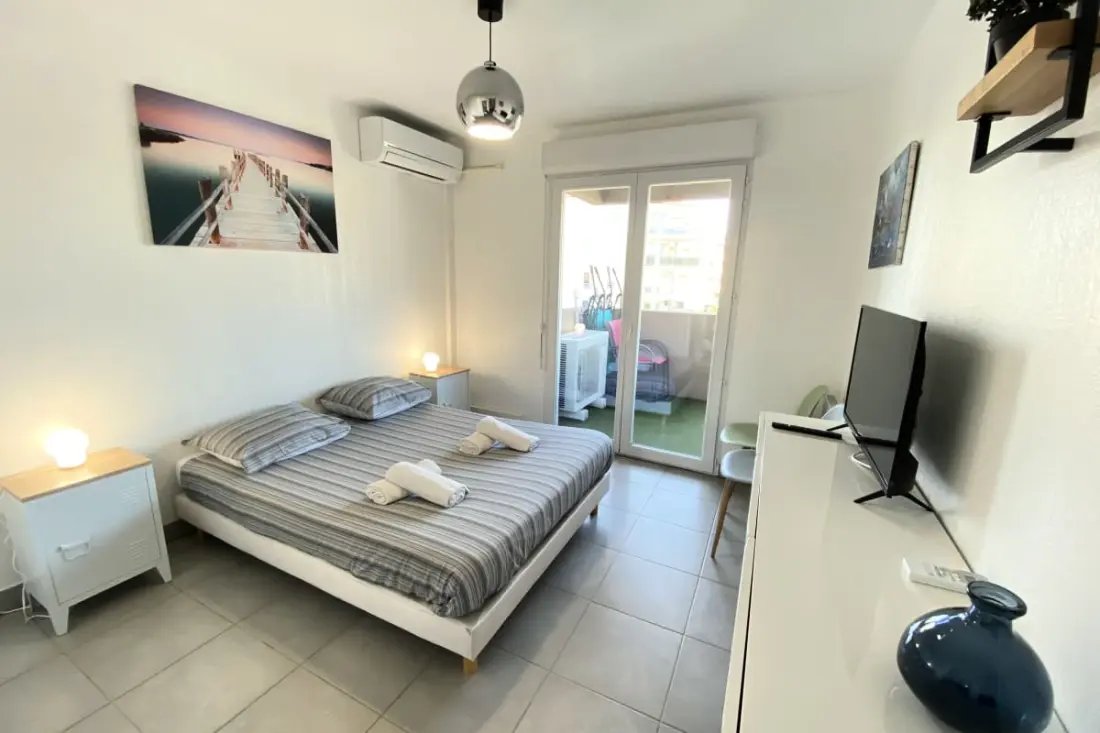 06ch: Mooie T3 met terras - 300m Exflora Park