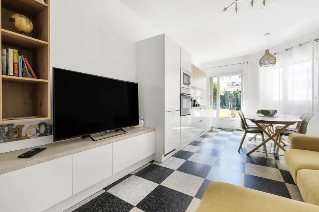 Appartement met tuin dichtbij het strand