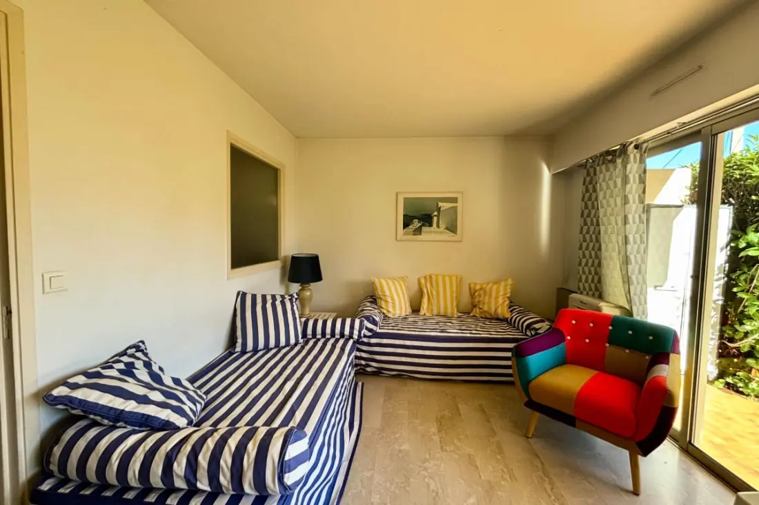 Charmant appartement met tuin in Antibes