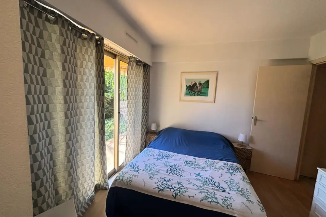 Charmant appartement met tuin in Antibes