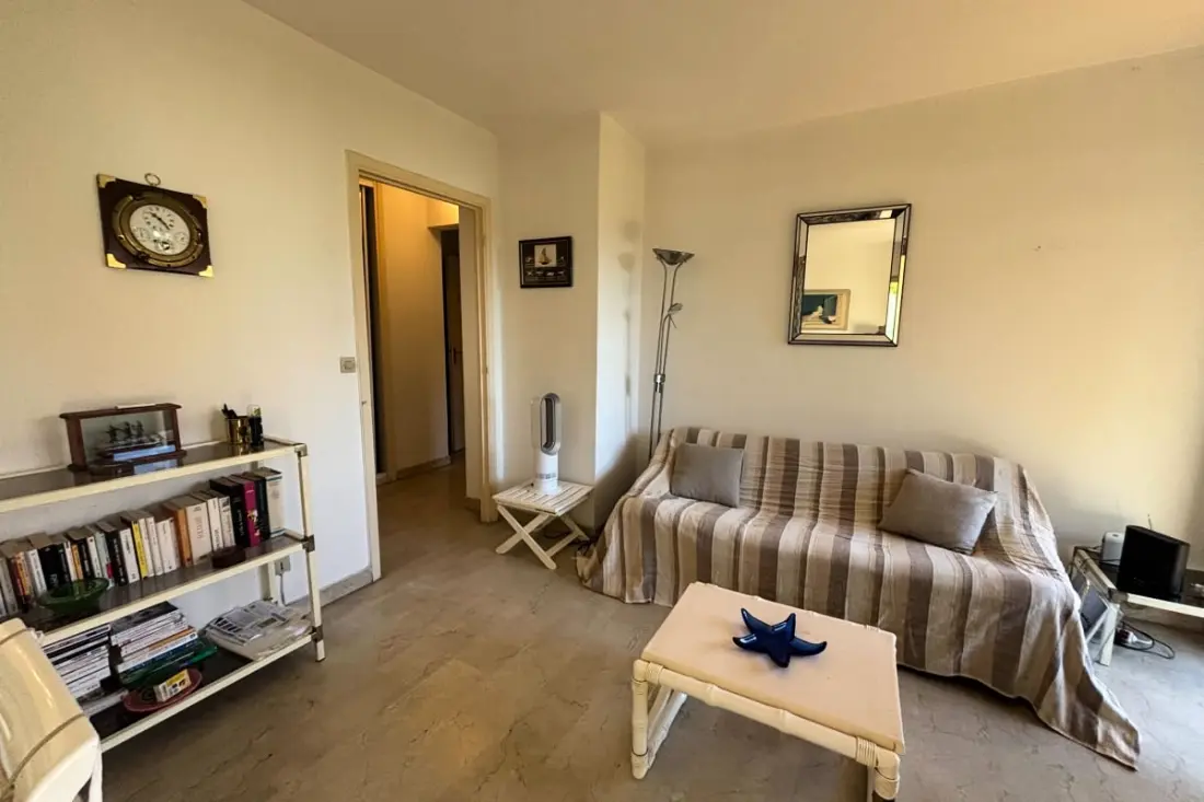 Charmant appartement met tuin in Antibes