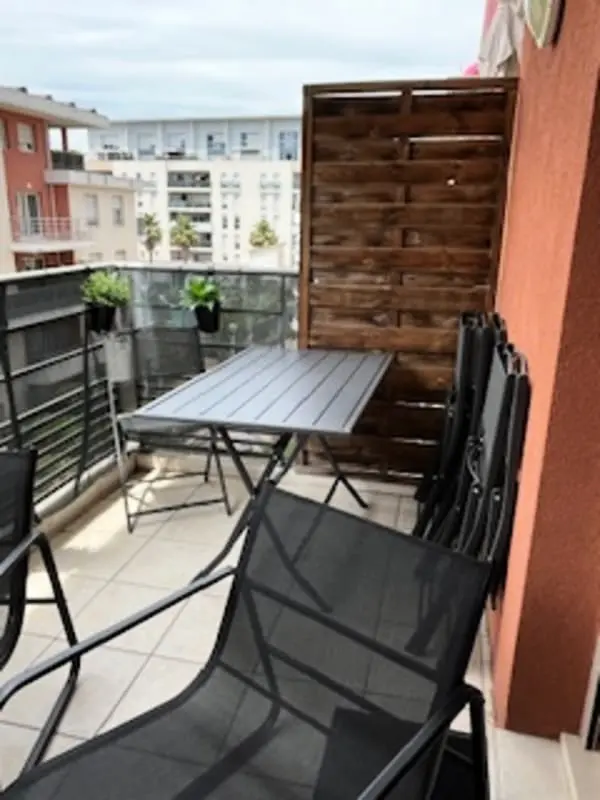 Charmant appartement met 2 balkons