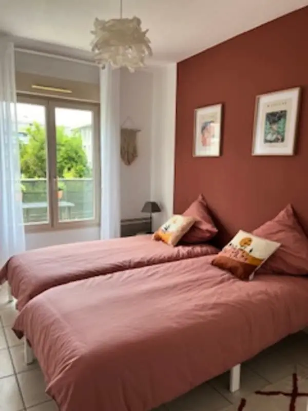 Charmant appartement met 2 balkons