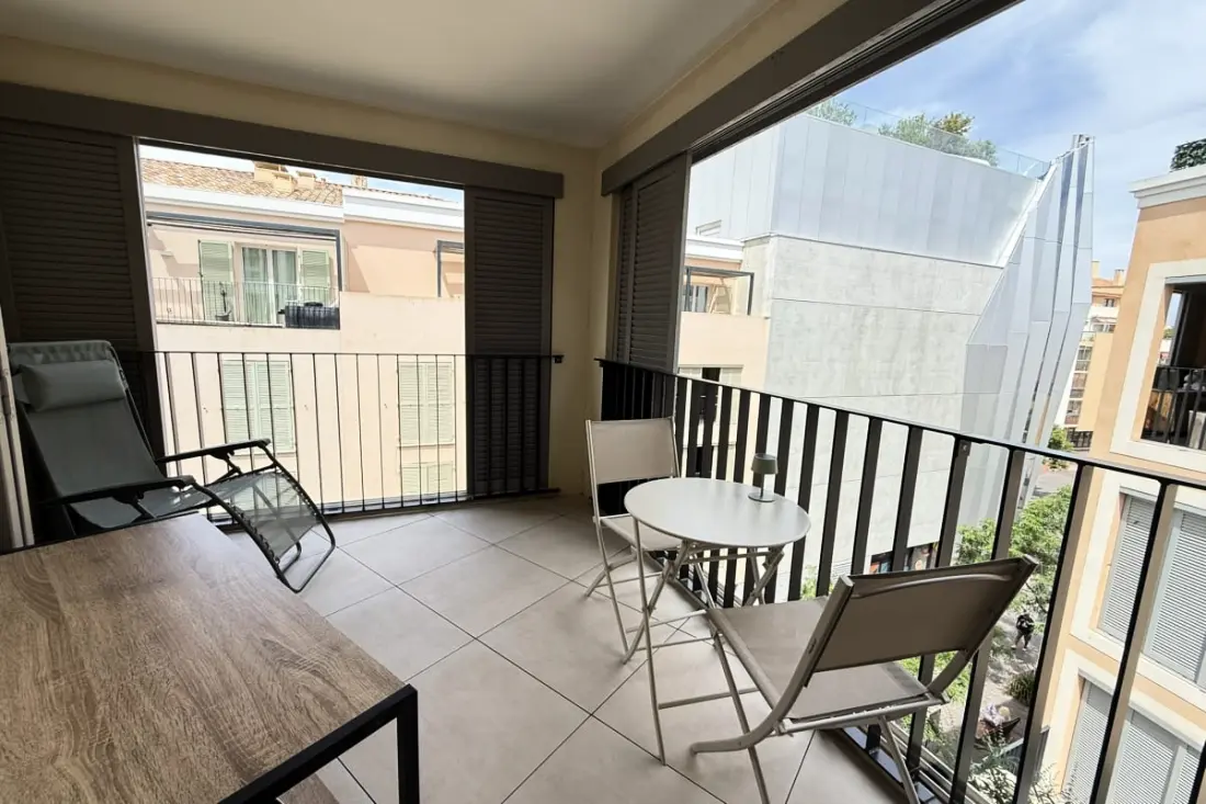 Appartement Neuf - Terrasse &amp; Parking – 2 Chambres