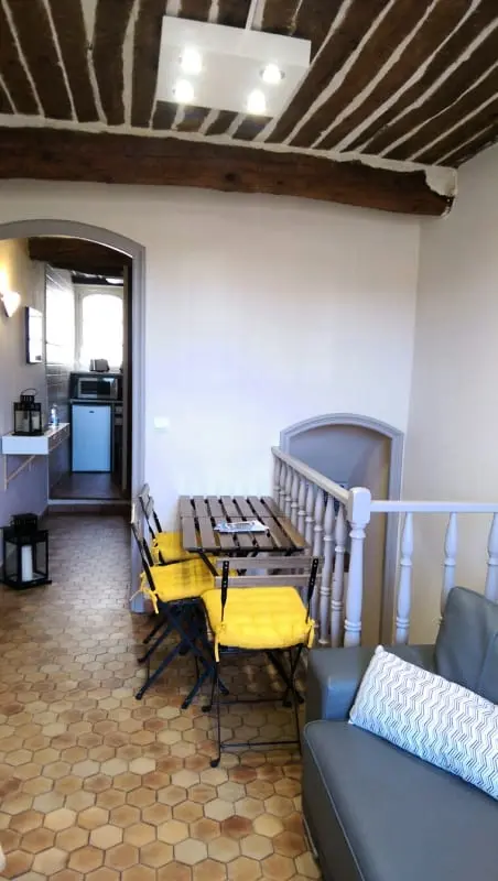 Charmante Duplex Au Coeur du Vieille Antibes, 3 Pers