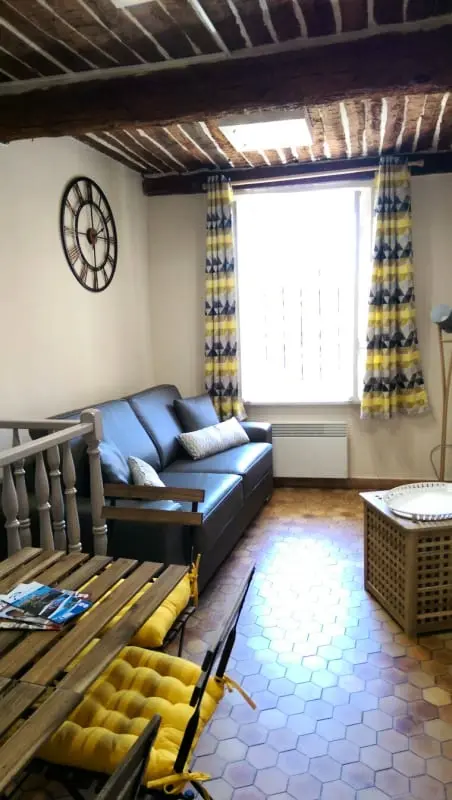 Charmante Duplex Au Coeur du Vieille Antibes, 3 Pers