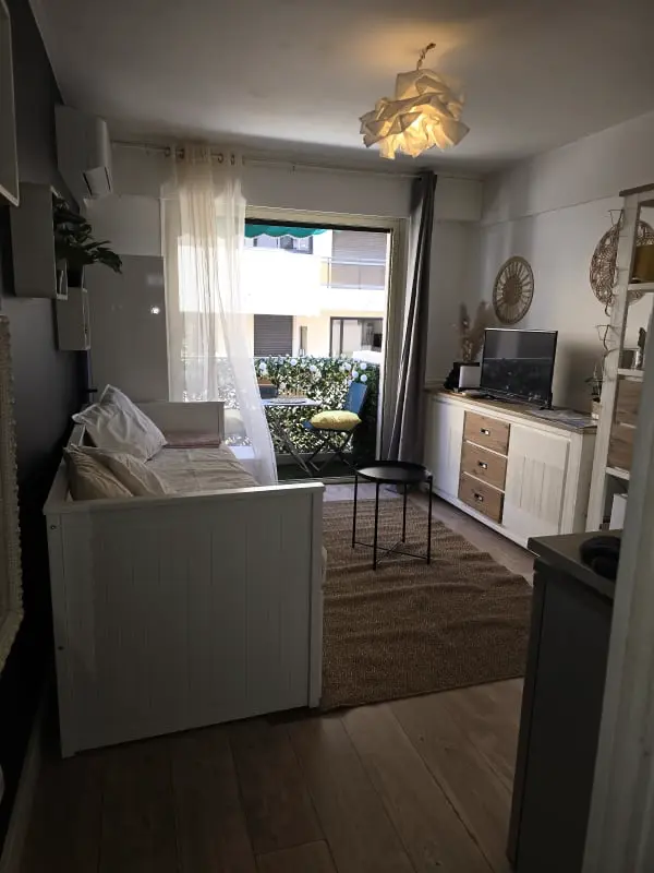 Charming Studio for Two With Balcony in Antibes.