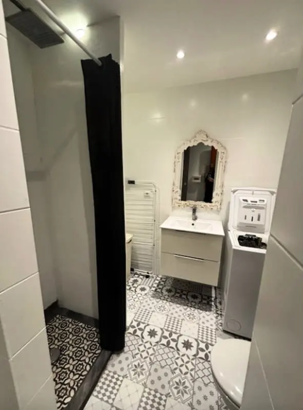 Charming Studio for Two With Balcony in Antibes.