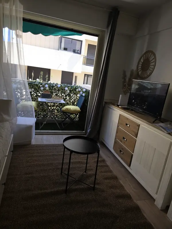 Charming Studio for Two With Balcony in Antibes.
