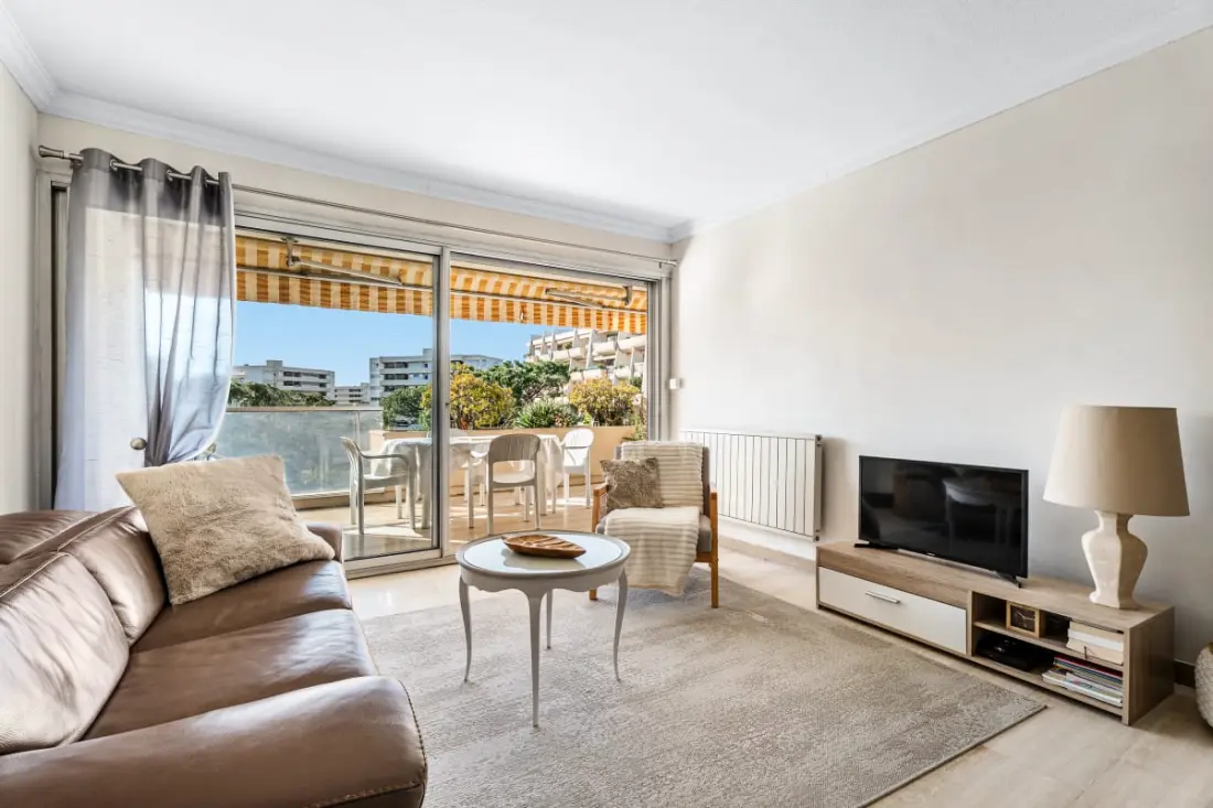 The Peaceful Antibes Nest -