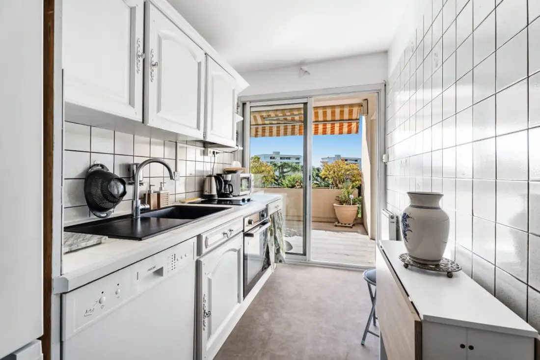 The Peaceful Antibes Nest -