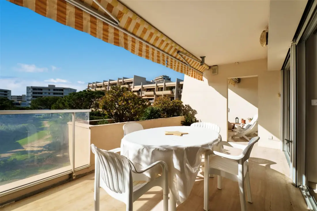 The Peaceful Antibes Nest -