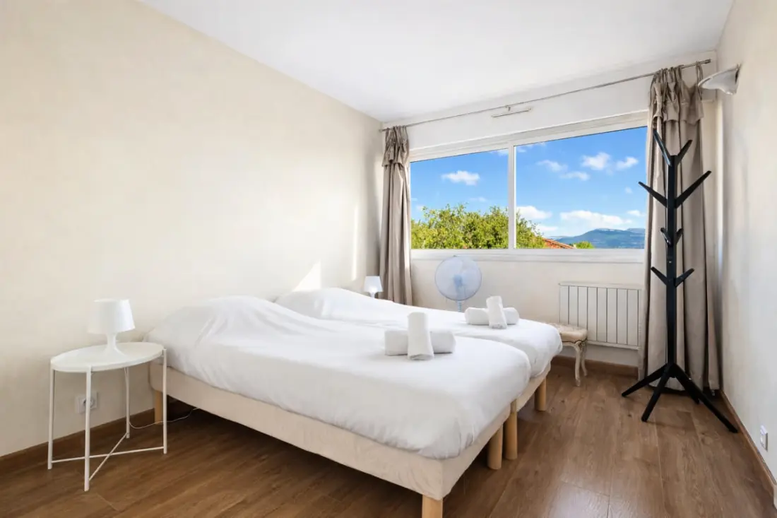 The Peaceful Antibes Nest -