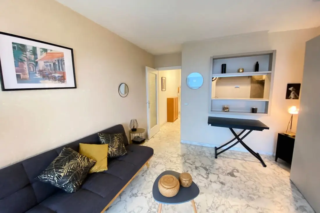 Studio met terras voor De Mer