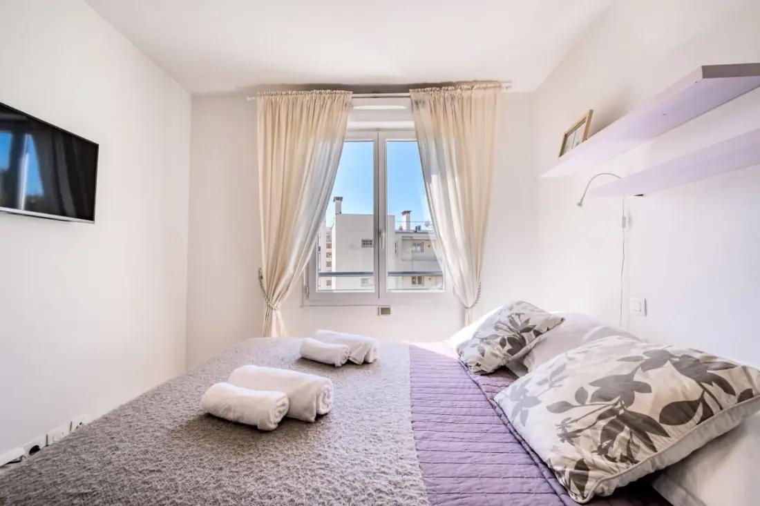 Het Eden Square appartement voor 4 by Sunset