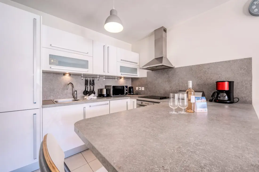 Het Eden Square appartement voor 4 by Sunset