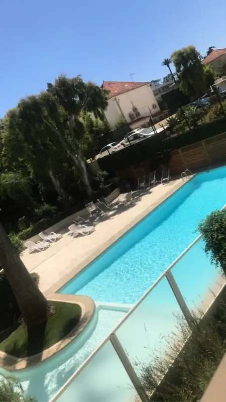 Residence 2 kamers zeefront in La Salis, Antibes, met terras en parkeergelegenheid