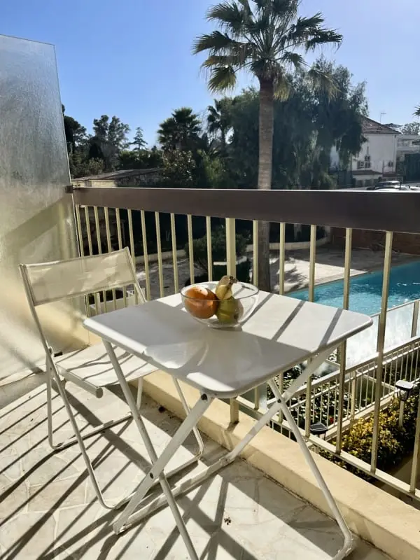 Residence 2 kamers zeefront in La Salis, Antibes, met terras en parkeergelegenheid