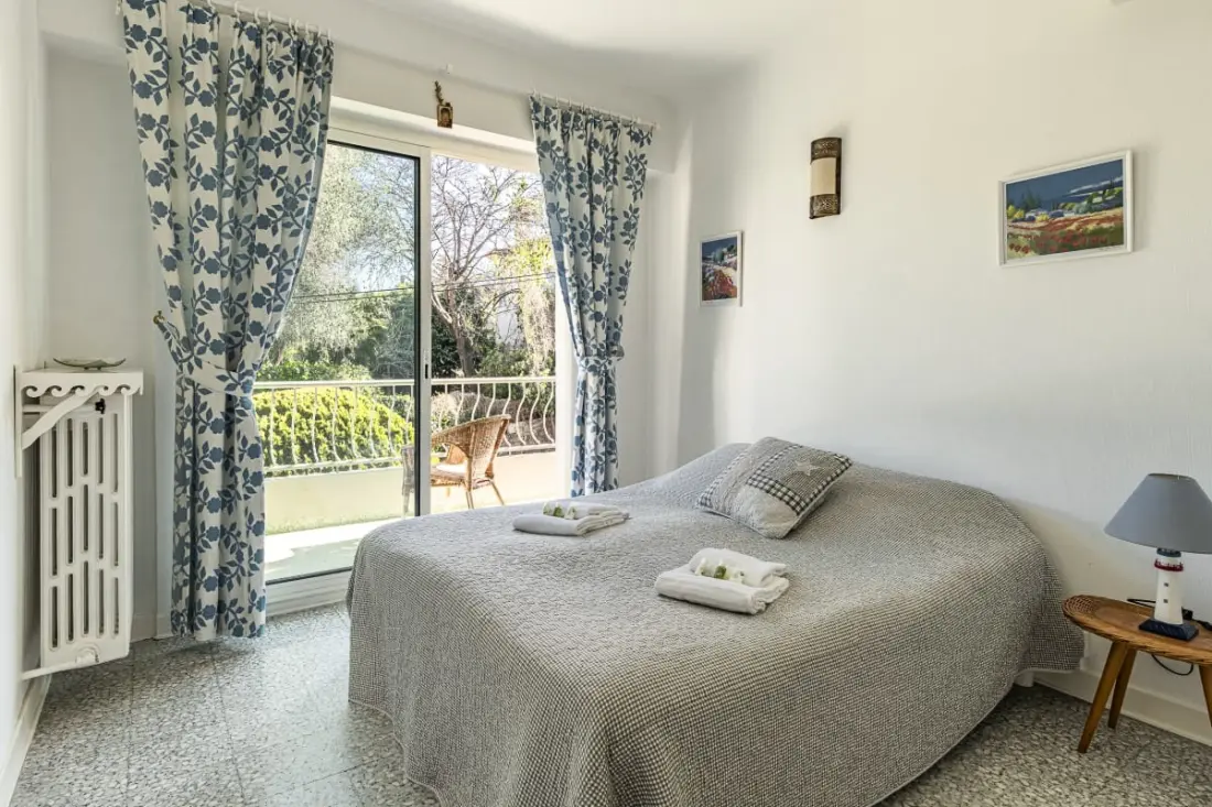 Au Coeur Du Cap D'antibes Bel Appartement met Balcons