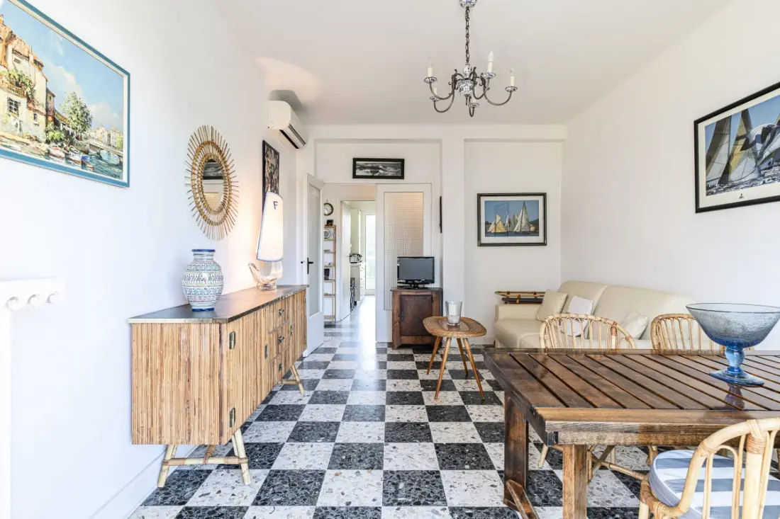 Au Coeur Du Cap D'antibes Bel Appartement met Balcons