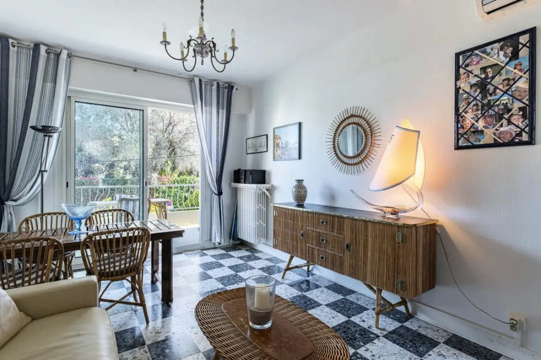 Au Coeur Du Cap D'antibes Bel Appartement met Balcons