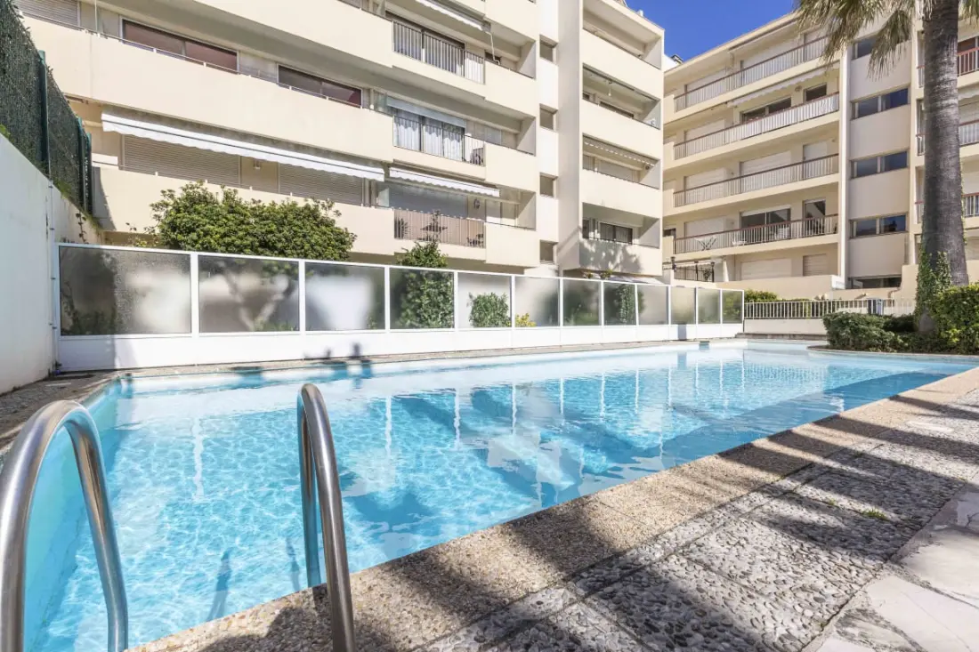 Residence Chez J-p - 100m Beach 2-4pers Terrace Sea View úszómedence Garage