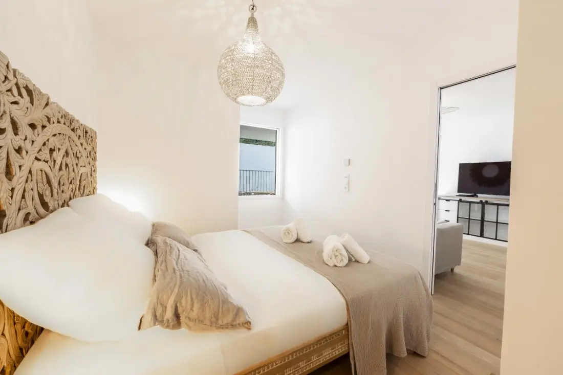 Residence Reibaud 1 T3 Ac, Parkolás és úszómedence