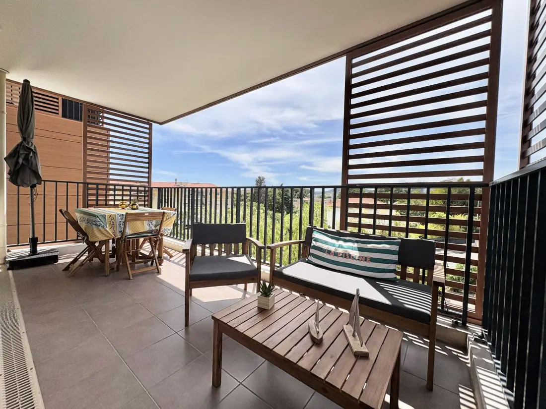 Carre Design Residence