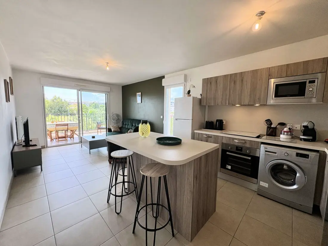 Carre Design Residence
