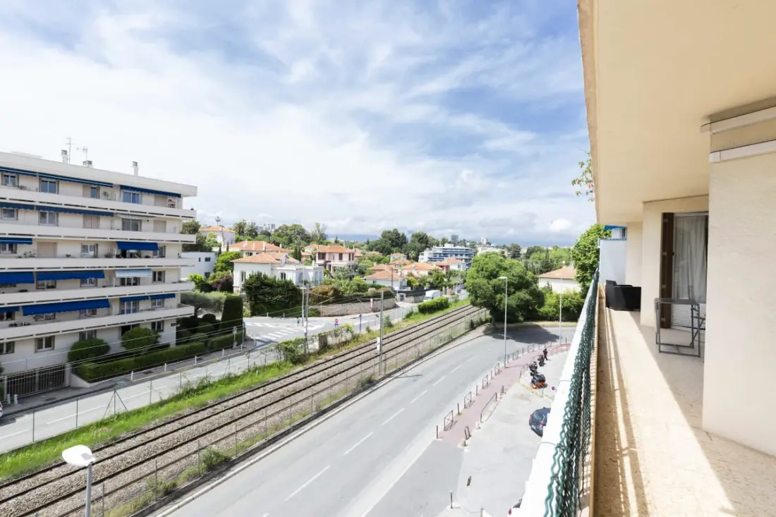 Residence Antibes Center, Tágas 3 szoba terasz és légkondicionáló