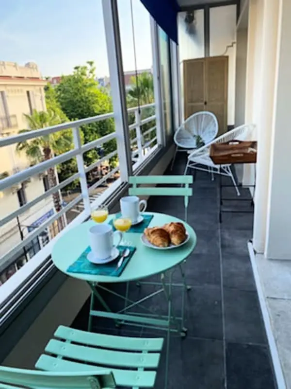 Residence Deux Coins Spacieux Place De Gaulle belvárosi antibes külsővel