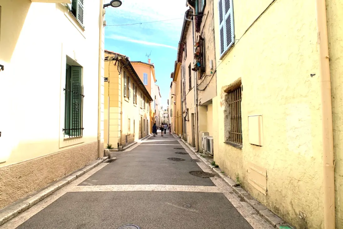 Duplex Residence T3 Heart of Old Antibes