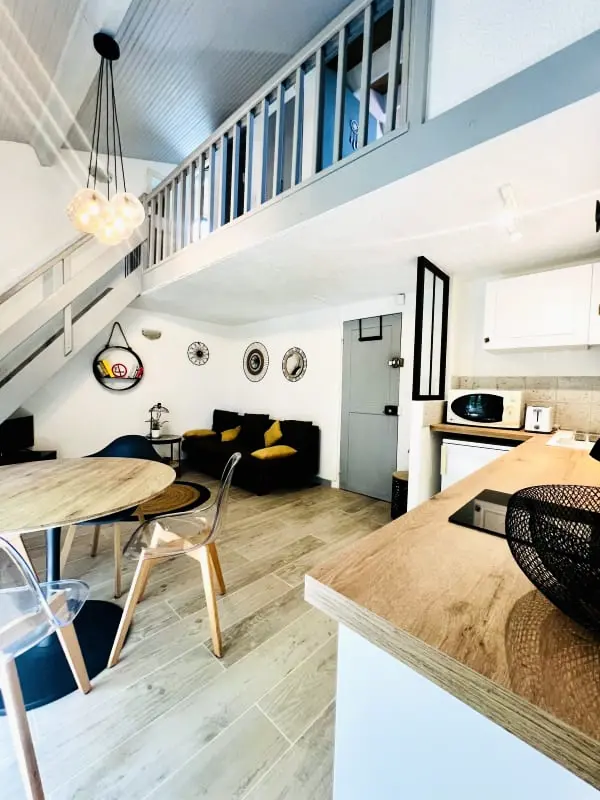 Duplex Residence T3 Heart of Old Antibes