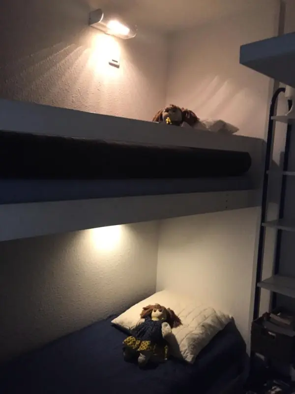 Mooi 36 M2 met balkon en zwembad dichtbij stranden
