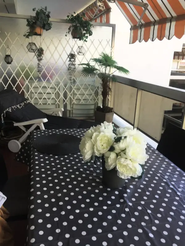 Mooi 36 M2 met balkon en zwembad dichtbij stranden