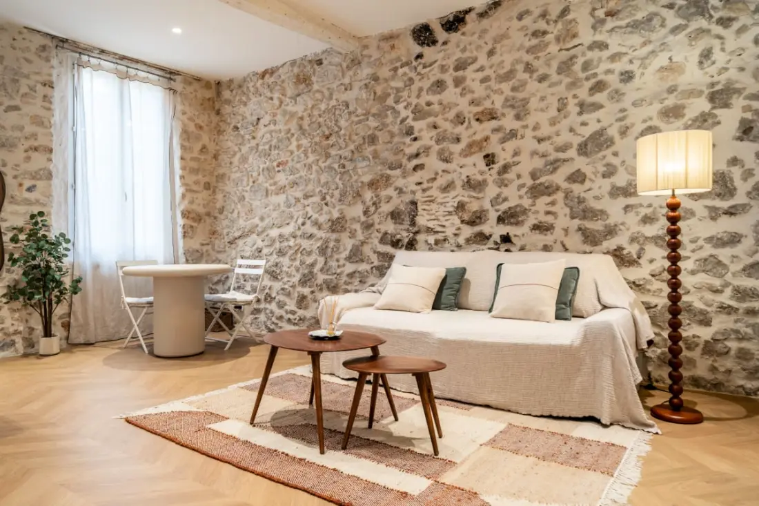 Residence Pretty T2 Air-Conditioned Full Heart of Old Antibes, All at Foot